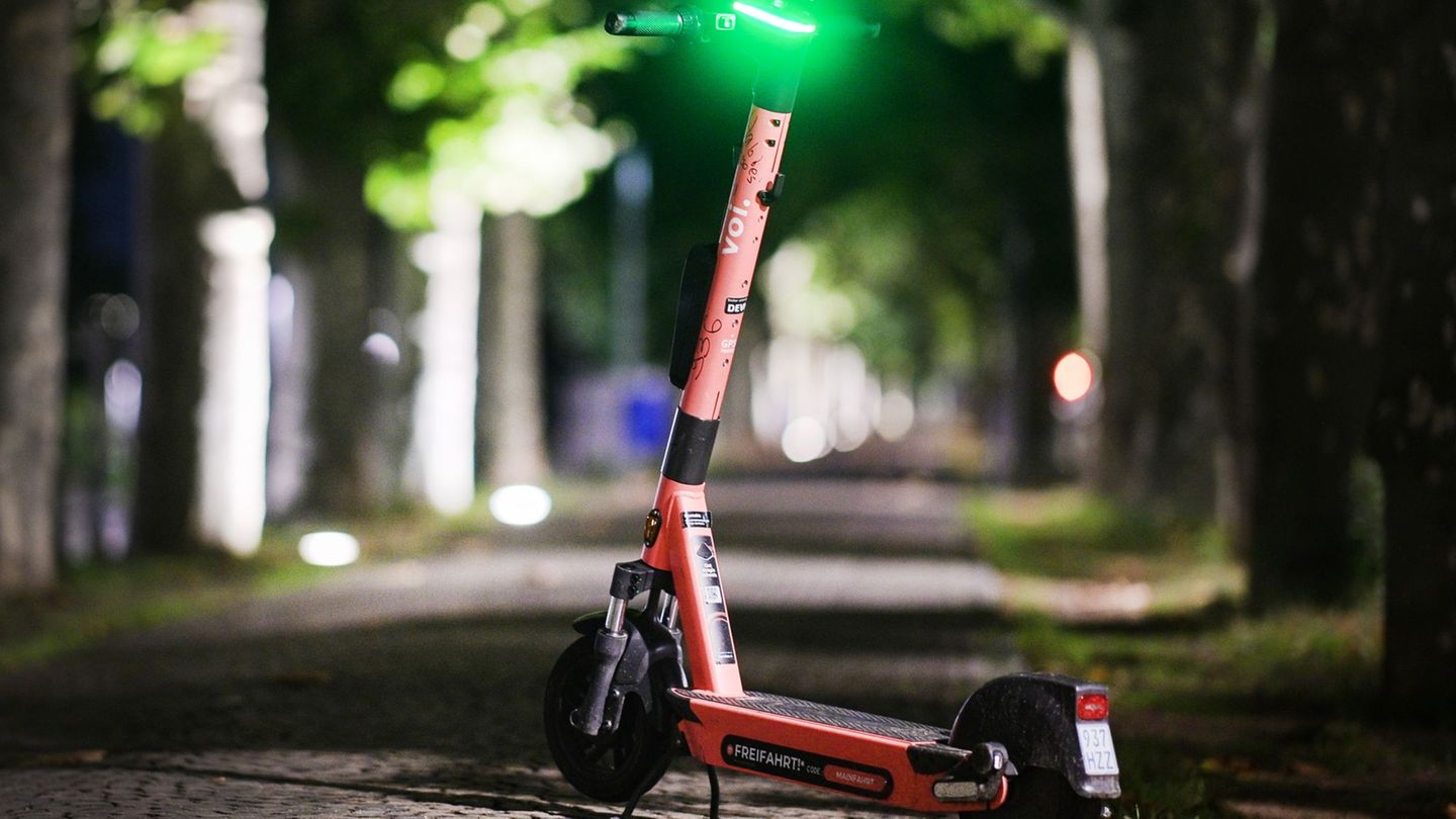 Unfälle mit E-Scootern sind keine Seltenheit. (Symbolbild) Foto: Sebastian Gollnow/dpa