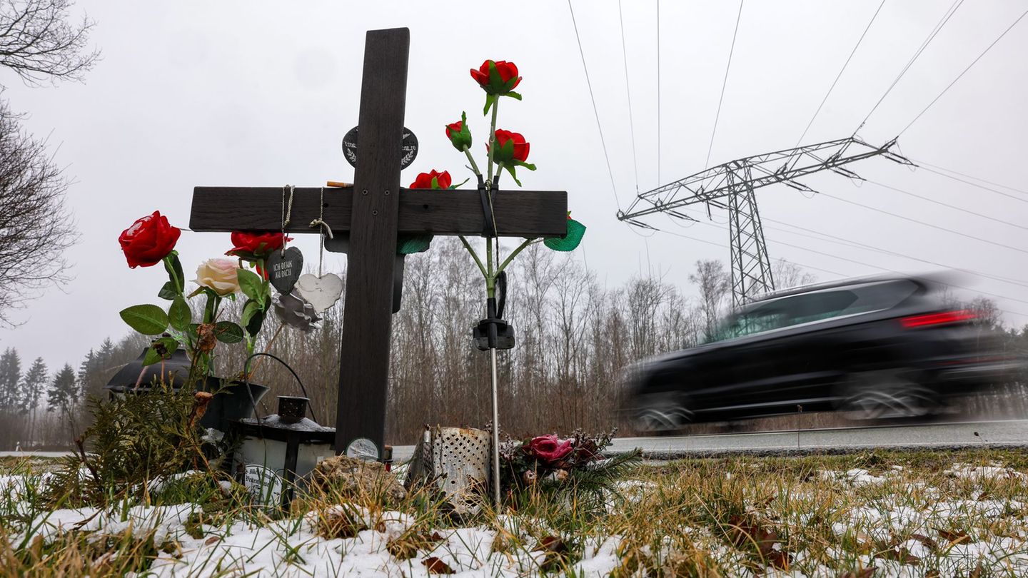 Bei Verkehrsunfällen in Thüringen sind im vergangenen Jahr 93 Menschen ums Leben gekommen. (Symbolbild) Foto: Jan Woitas/dpa