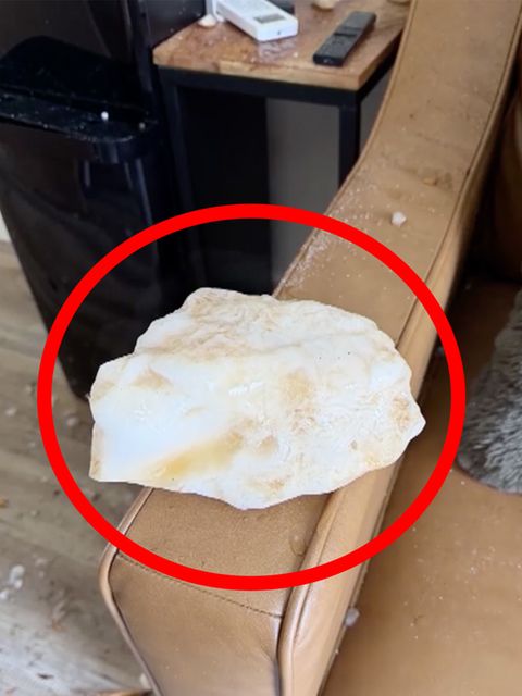 Ein großes Loch in der Decke