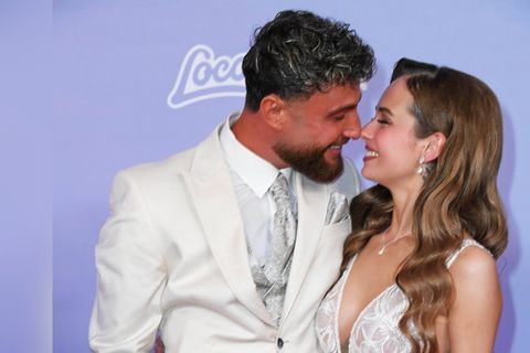 Umut Tekin und Lena Goldstein zeigten sich ganz verliebt bei den "Reality Awards".