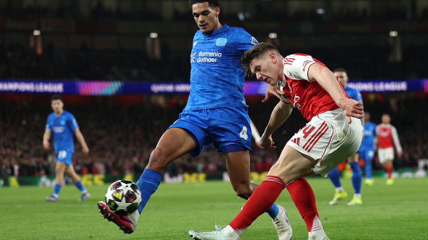 Zurück in Leverkusens Abwehr: Jarell Quansah. (Archivbild) Foto: Ian Walton/AP/dpa