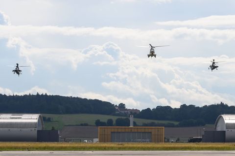 Es werde versucht, das Übungsgebiet stetig zu wechseln. (Archivbild) Foto: Swen Pförtner/dpa