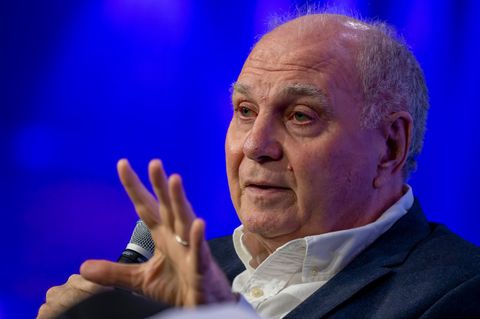 Uli Hoeneß: "Ich will kein Nagelsmann-Bashing machen." (Archivbild) Foto: Peter Kneffel/dpa