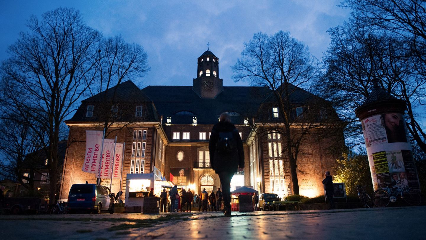 Es ist wieder Lange Nacht der Museen. (Archivbild) Foto: Daniel Reinhardt/dpa