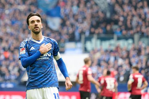 Kenan Karaman ist Schalkes bester Torschütze. (Archivbild) Foto: Bernd Thissen/dpa