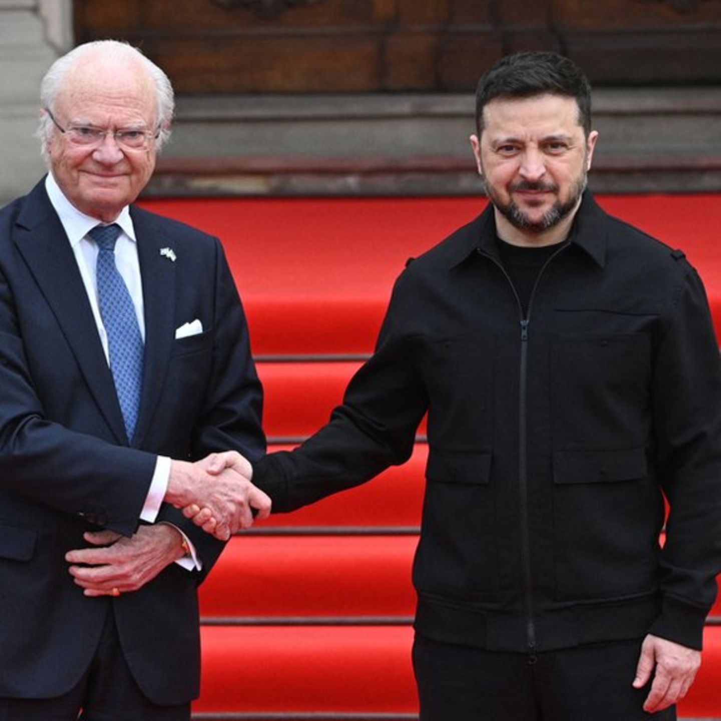 König Carl XVI. Gustaf und Präsident Selenskyj am Freitag.