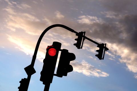 Dauerhaft rote Ampeln bremsten die Verkehrsteilnehmer in Hamburg aus