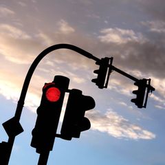 Dauerhaft rote Ampeln bremsten die Verkehrsteilnehmer in Hamburg aus