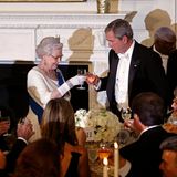 Britische Royals: Die Queen 2007 auf Staatsbesuch bei George W. Bush