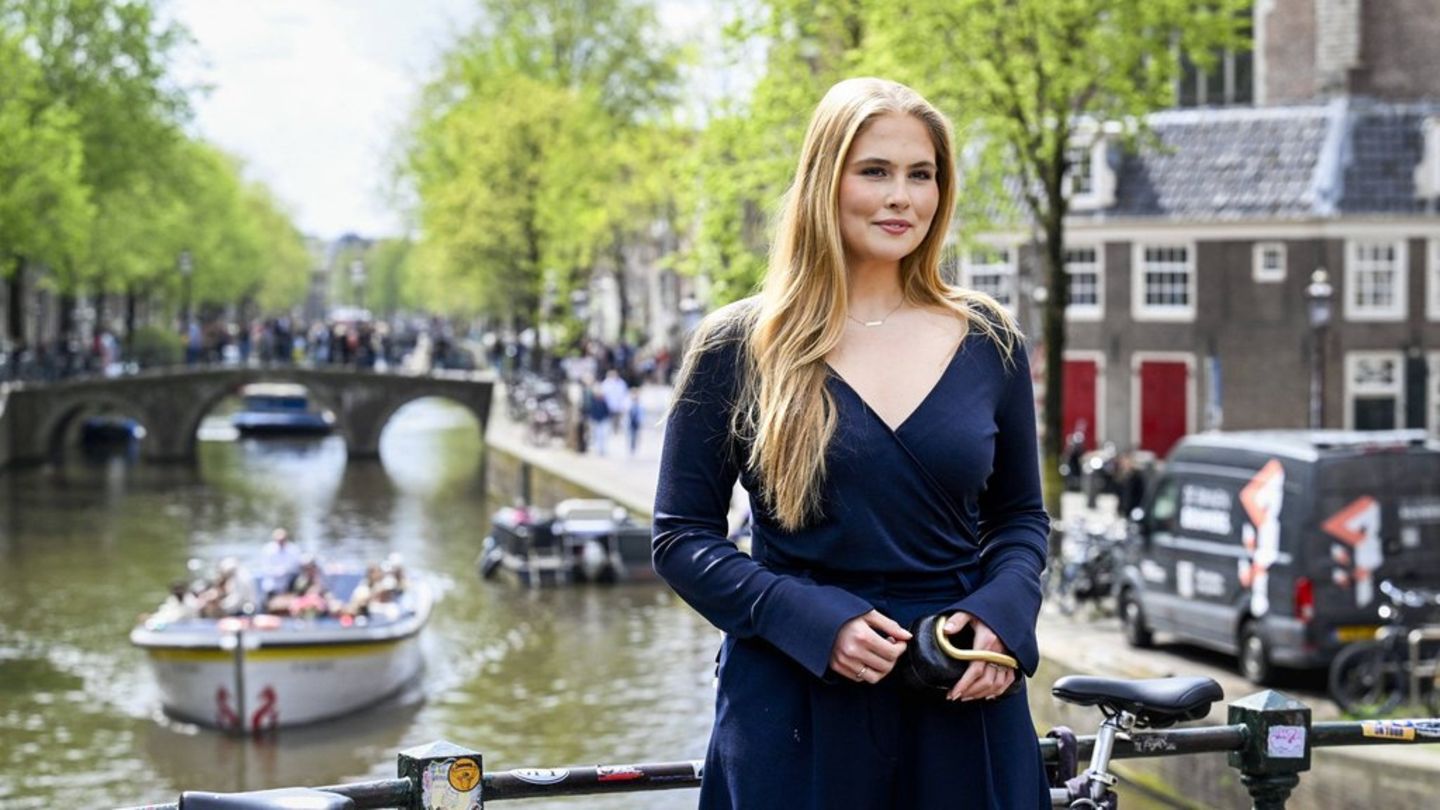 Kronprinzessin Amalia posierte selbstbewusst mitten in Amsterdam.