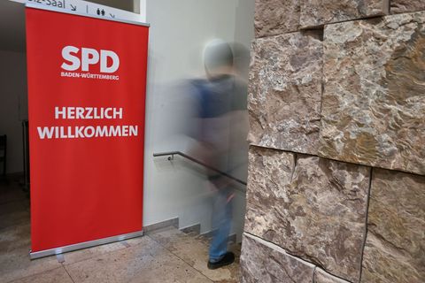 Die SPD hat eine Mitgliederbefragung zur Wahl des Landesvorsitzenden beschlossen. (Symbolbild) Foto: Katharina Kausche/dpa