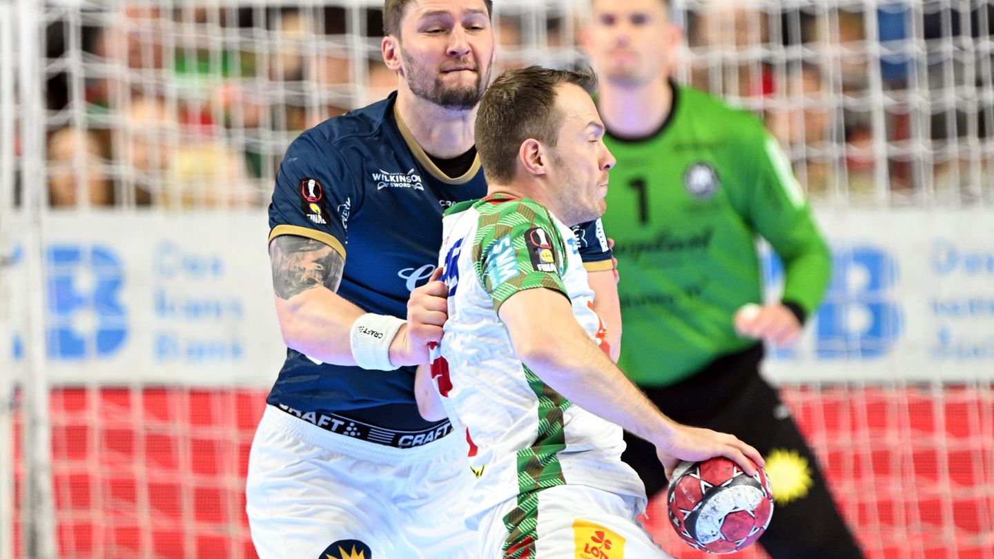 Felix Claar (M) war der beste SCM-Schütze gegen den Bergischen HC Foto: Federico Gambarini/dpa