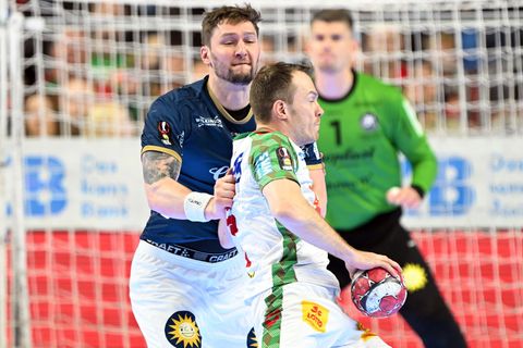 Felix Claar (M) war der beste SCM-Schütze gegen den Bergischen HC Foto: Federico Gambarini/dpa