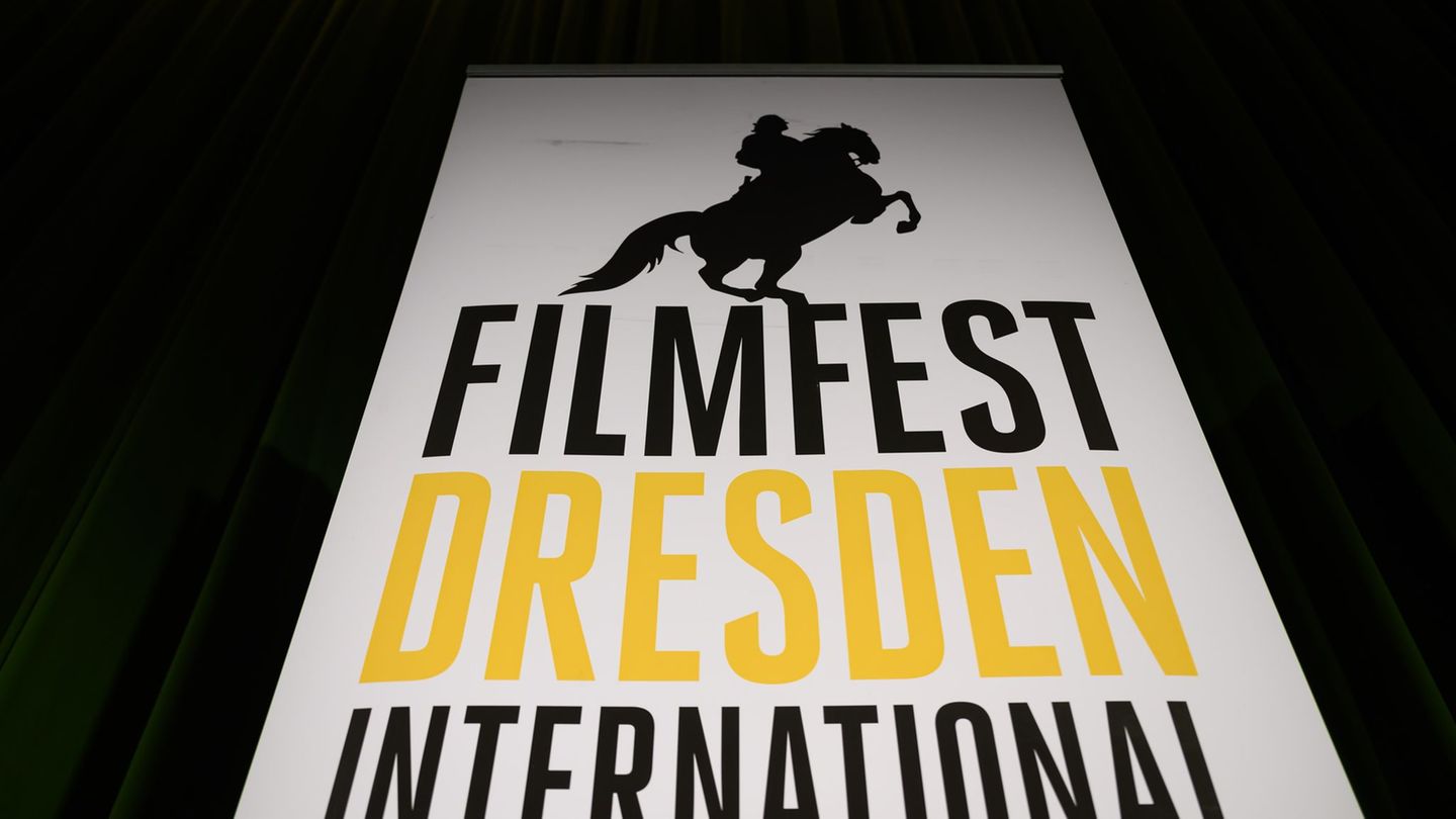 Insgesamt wurden beim 38. Filmfest Dresden 17 Preise im Gesamtwert von 72.500 Euro vergeben. (Archivbild) Foto: Robert Michael/d