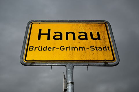 Hanau trägt als Geburtsstadt der berühmten Märchensammler den Beinamen Brüder-Grimm-Stadt. (Symbolbild) Foto: Arne Dedert/dpa
