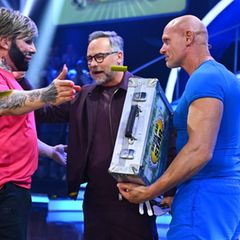 Thorsten Legat holt sich am Ende von "Schlag den Star" den Sieg und den Geldkoffer.