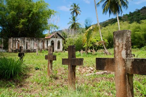 Auf einem Friedhof in Cumuto auf Trinidad und Tobago fanden Ermittler 50 Babyleichen