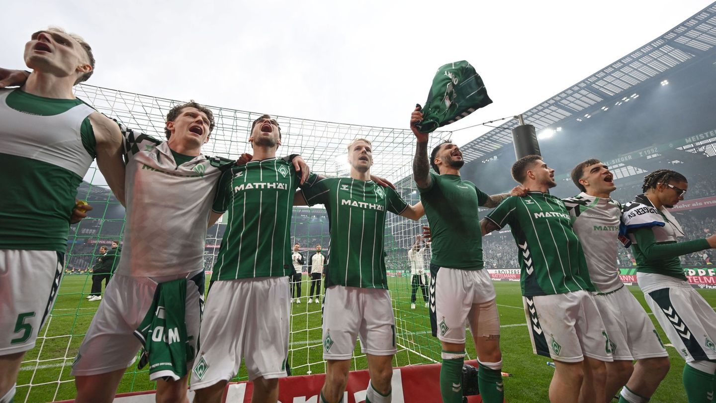 Bremer Jubel nach dem Derbysieg. Foto: Carmen Jaspersen/dpa