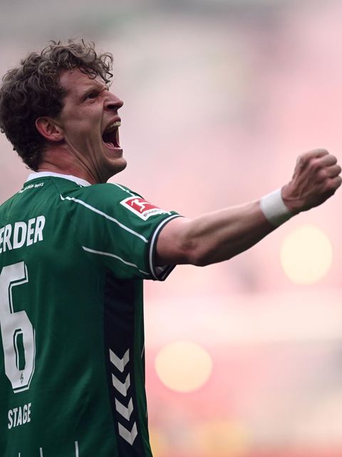 Werders Jens Stage jubelt nach seinem zweiten Tor im Nordderby gegen den Hamburger SV
