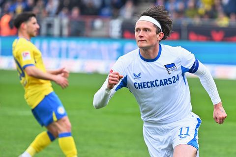 Fabian Reese brachte Hertha BSC in Braunschweig in Führung. Foto: Swen Pförtner/dpa