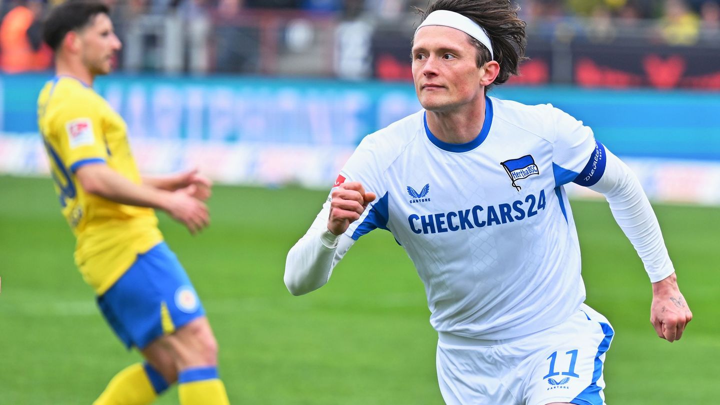 Fabian Reese brachte Hertha BSC in Braunschweig in Führung. Foto: Swen Pförtner/dpa