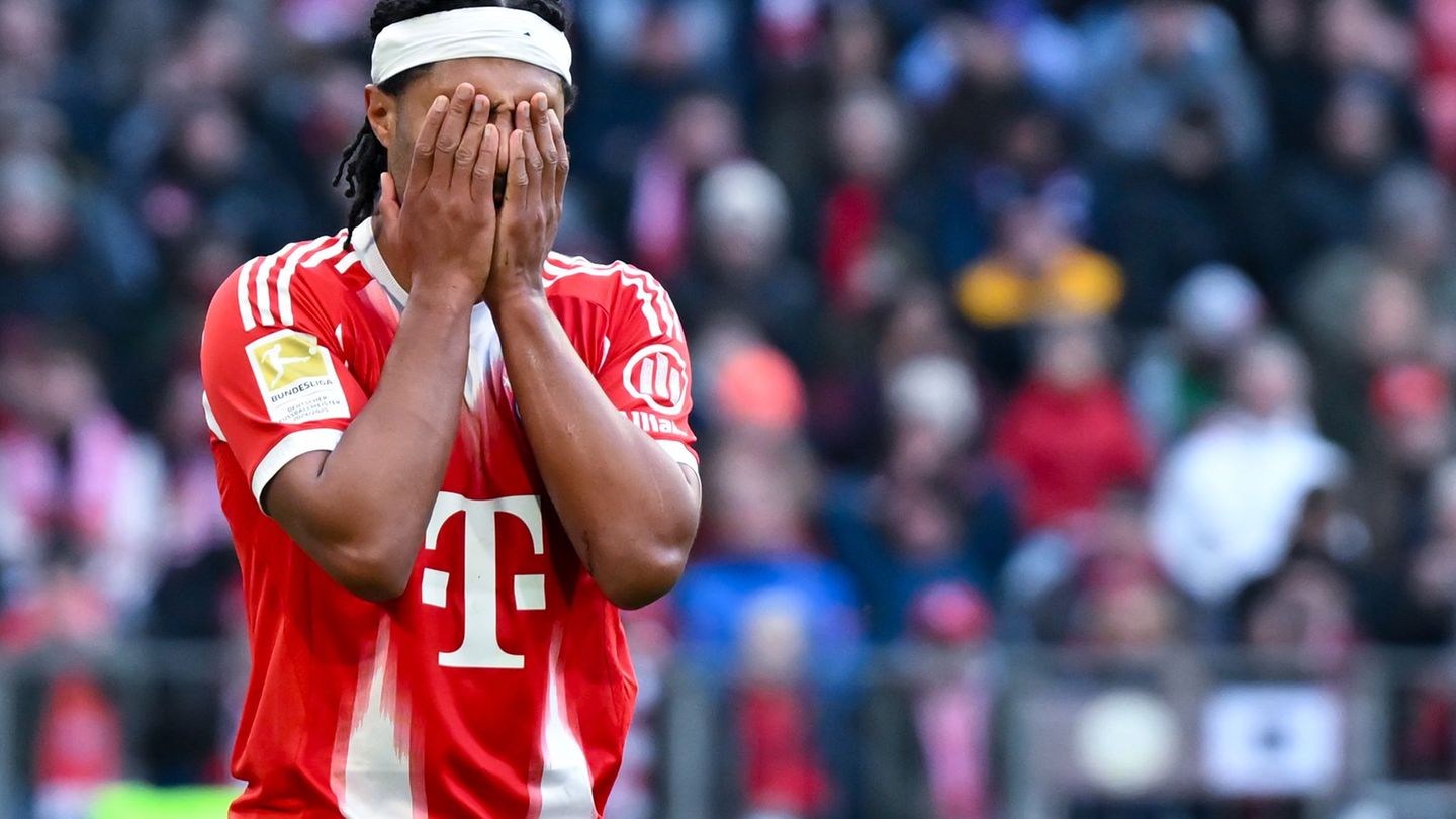 Die wichtigen Bayern-Spiele werden ohne Serge Gnabry stattfinden. (Archivbild) Foto: Sven Hoppe/dpa