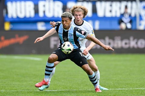 Doppeltorschütze für den Waldhof: Samuel Abifade (Archivbild) Foto: Uwe Anspach/dpa