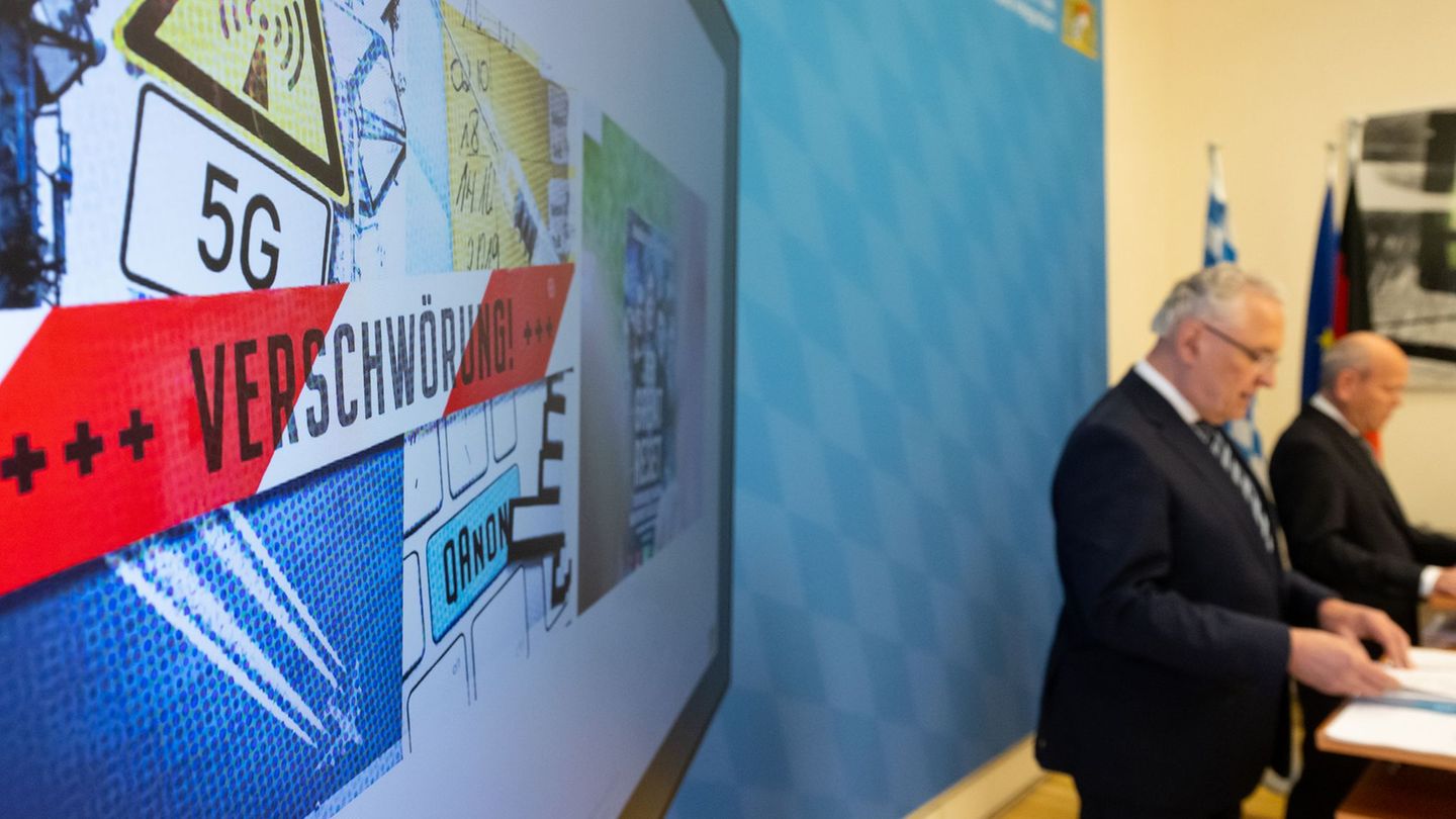 Extremismus: Herrmann legt Verfassungsschutzbericht vor