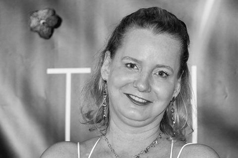 Jenny Falckenberg, Tochter des renommierten Kunstsammlers Harald Falckenberg, ist im Alter von 45 Jahren gestorben.