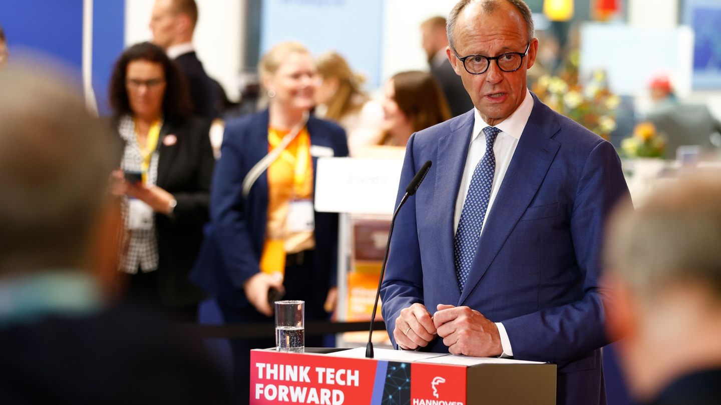 Industrieschau: Chaos bei Messerundgang - Merz und Lula laufen getrennt