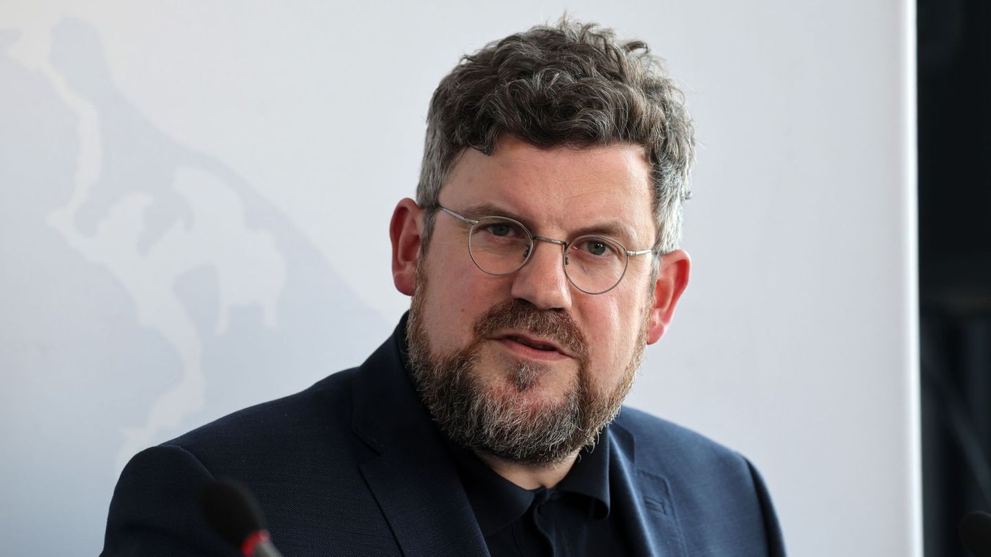 SPD-Fraktionschef Julian Barlen betont, wie wichtig die Unterstützung durch das Bundesprogramm ist. (Archivbild) Foto: Bernd Wüs