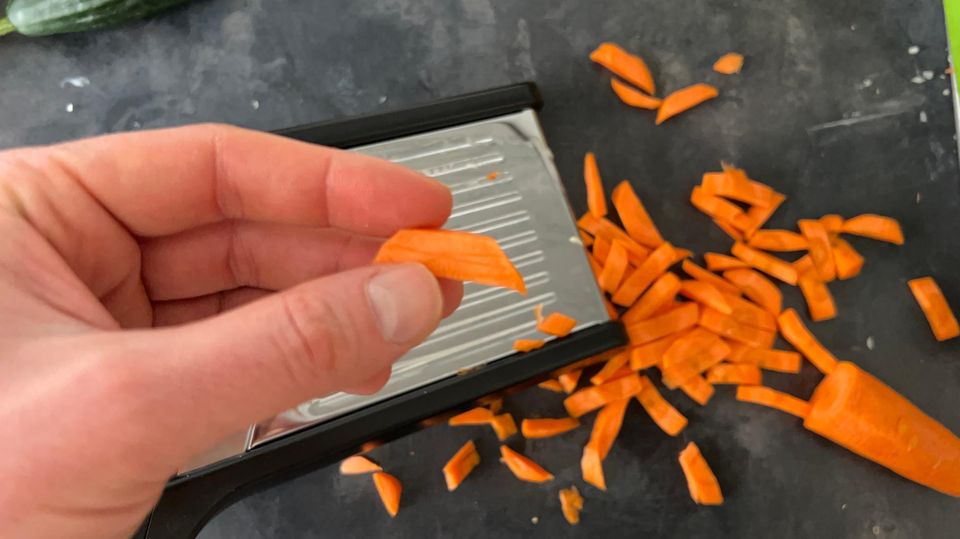 Die Julienneschnitte sind größtenteils sauber – allerdings bestätigen Ausnahmen manchmal die Regel