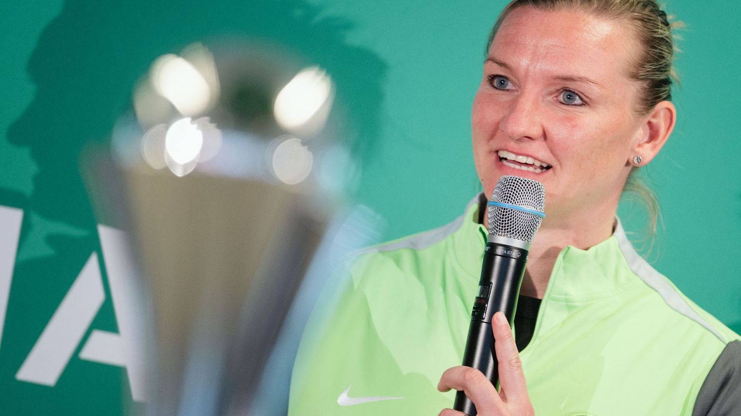 Nimmt bald Abschied vom VfL Wolfsburg und hofft aufs Pokalfinale: Alexandra Popp. (Archivbild) Foto: Marius Becker/dpa