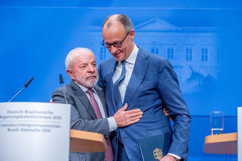Bundeskanzler Merz wünscht sich deutsch-brasilianische Beziehungen mit der Zuverlässigkeit eines VW Käfers. Foto: Michael Kappel