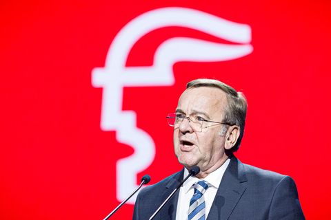 Pistorius auf der Hannover Messe – dass ein Bundesverteidigungsminister auf der weltgrößten Industrieschau spricht, ist ungewöhn