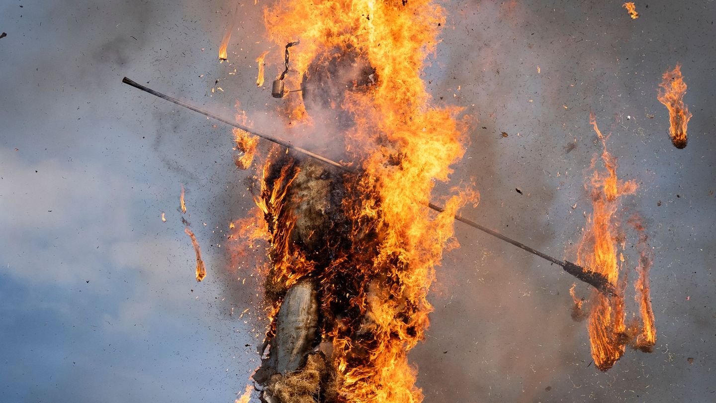 Brauchtum: Zürich: Explodierender Schneemann verheißt guten Sommer