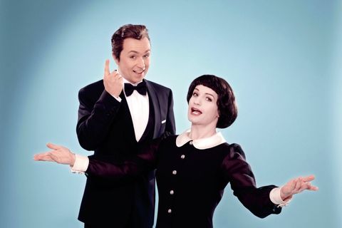 Schlager mal anders: Die Revue "Servus Peter – Oh la la Mireille" der Geschwister Pfister ist schon seit Jahren Kult.