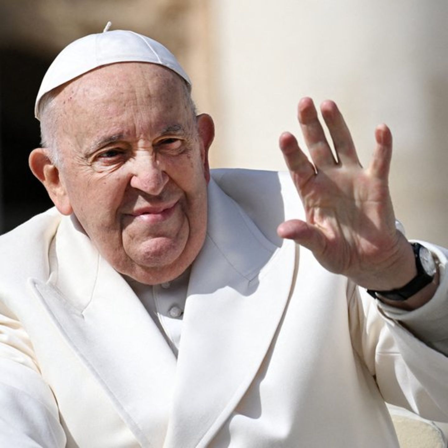 Papst Franziskus ist am 21. April 2025 (Ostermontag) im Alter von 88 Jahren verstorben.