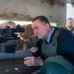 Israels Verteidigungsminister Israel Katz bei einem früheren Truppenbesuch im Südlibanon. (Archivbild) Foto: Ariel Hermoni/Verte