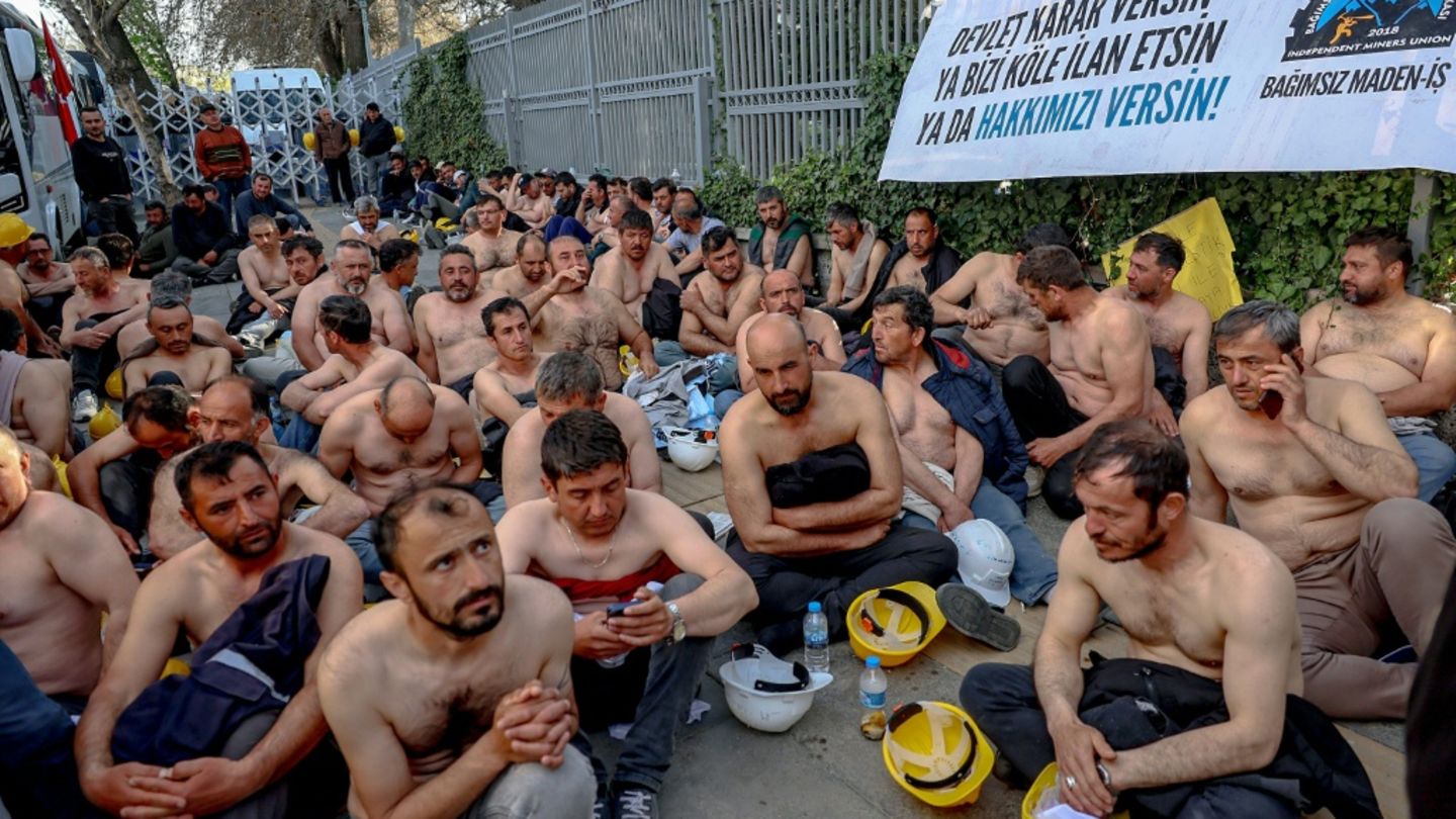 Hungerstreikende Bergleute in Ankara
