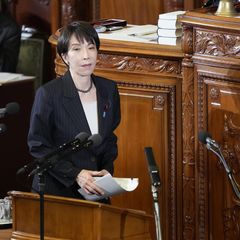 Die japanische Ministerpräsidentin Sanae Takaichi steht für einen sicherheitspolitisch harten Kurs. (Archivbild) Foto: -/kyodo/d