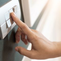 In den meisten Fällen braucht es nicht viel, um Energie in den eigenen vier Wänden zu sparen.