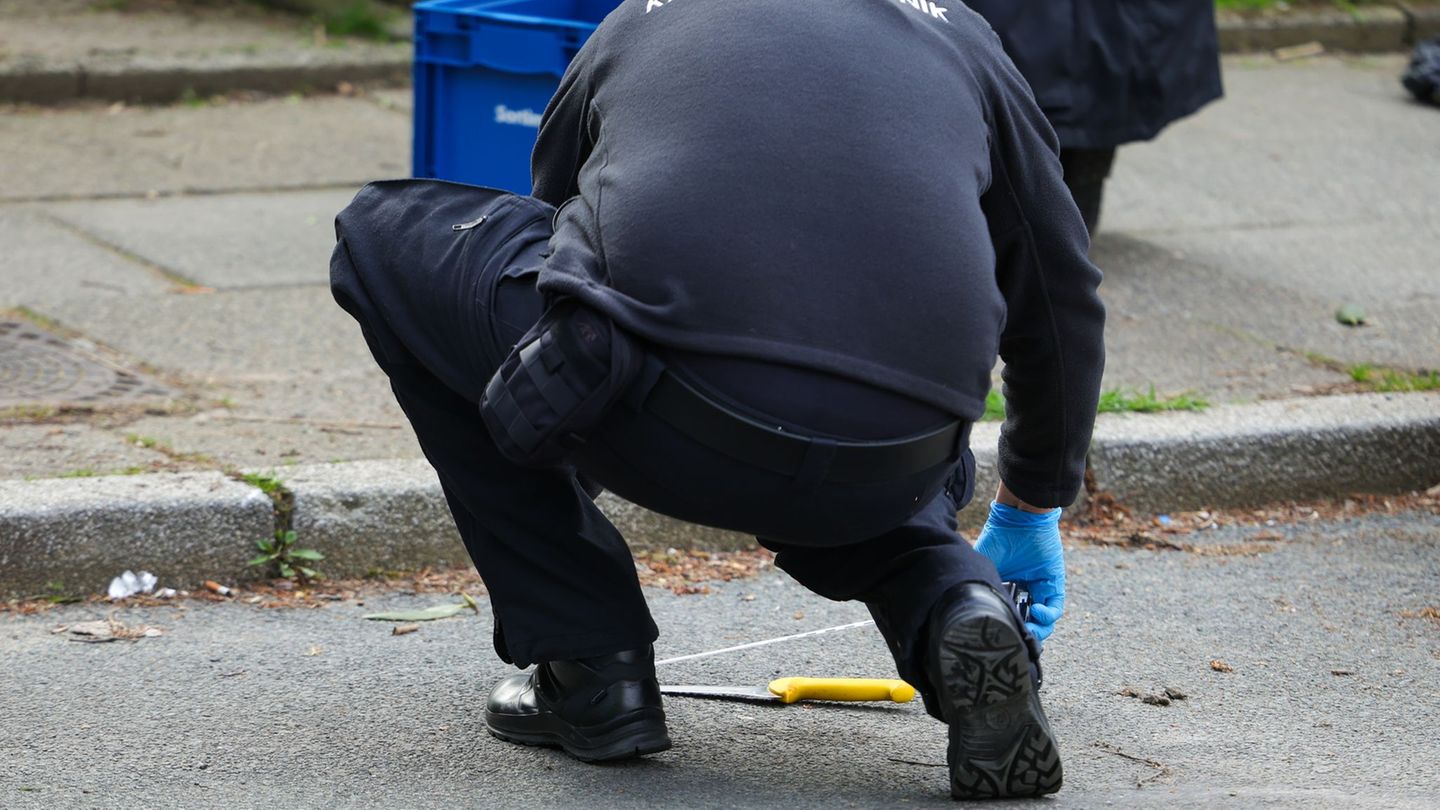 Kriminalität: Mann nach Messerangriff auf Ehefrau in U-Haft
