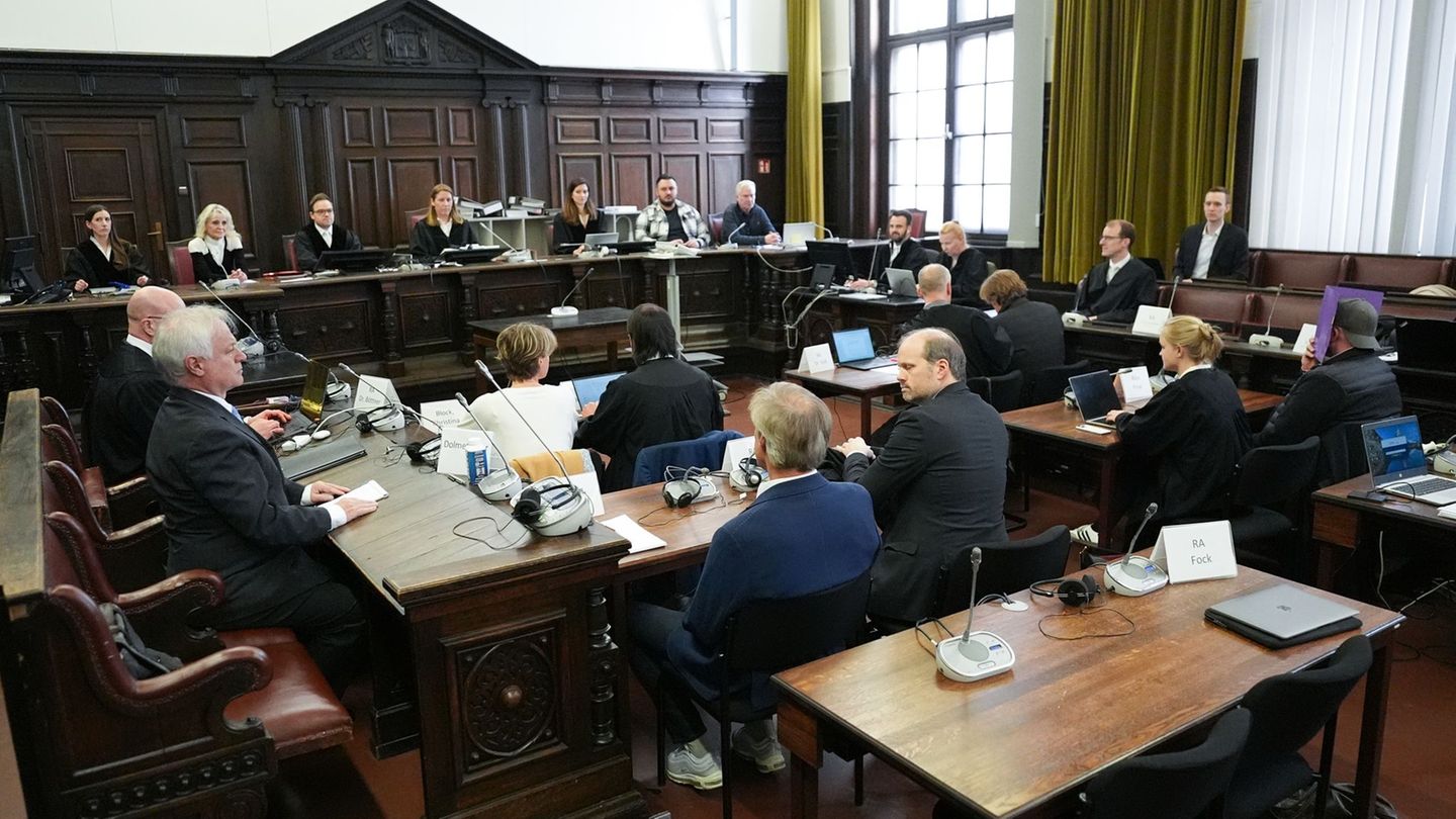 45. Verhandlungstag: Blocks Anwalt: "Ermittlungen waren auf einem Auge blind"