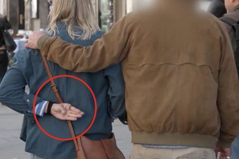 Reporterin testet stilles Hilfe-Handzeichen – Hätten Sie es erkannt?