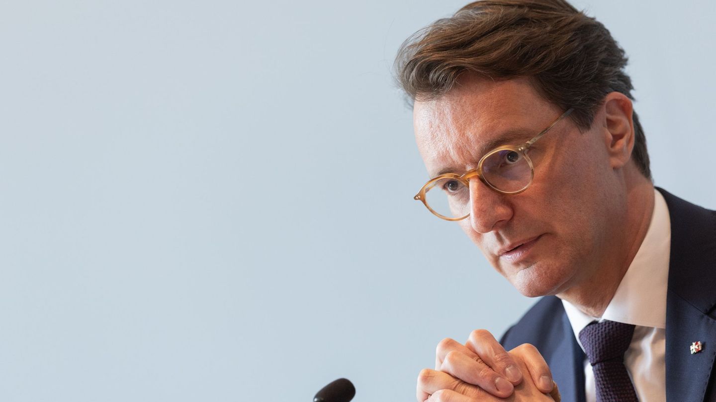 NRW-Ministerpräsident Wüst: "Wenn nichts passiert, zahlen die kleinen Leute die Zeche." Foto: Rolf Vennenbernd/dpa