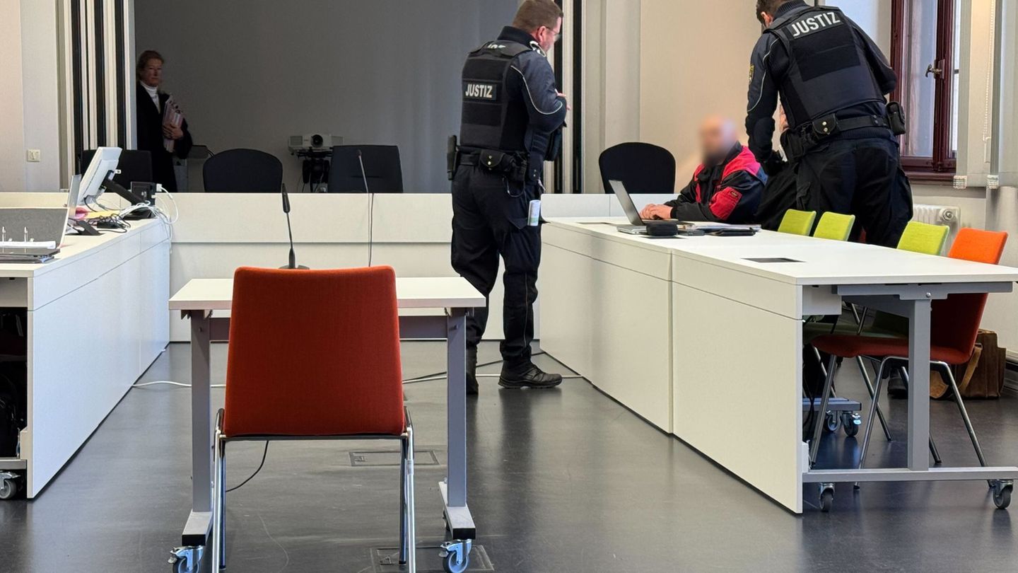 Der Vater des Kindes könnte zu einer deutlich höheren Strafe verurteilt werden. Foto: Inga Jahn/dpa