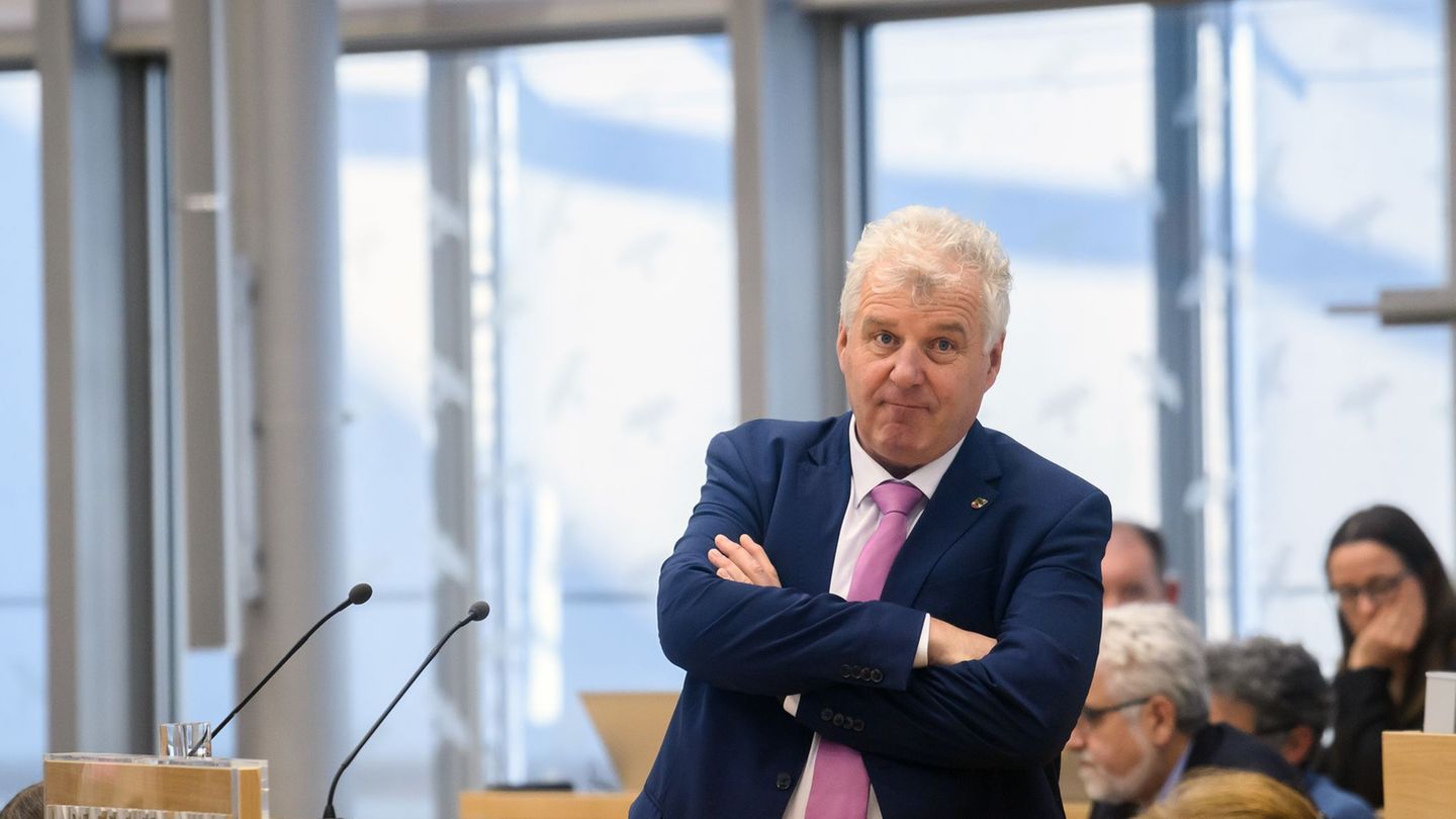 "Na klar ist das rufschädigend", sagt CDU-Fraktionschef Guido Heuer über den Post des CDU-Politikers Alexander Räuscher. (Archiv