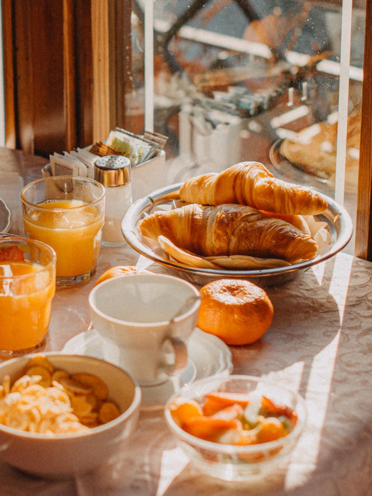 Frühstück im Hotel: Oft so reichlich, dass es auch für ein Lunchpaket reichen würde