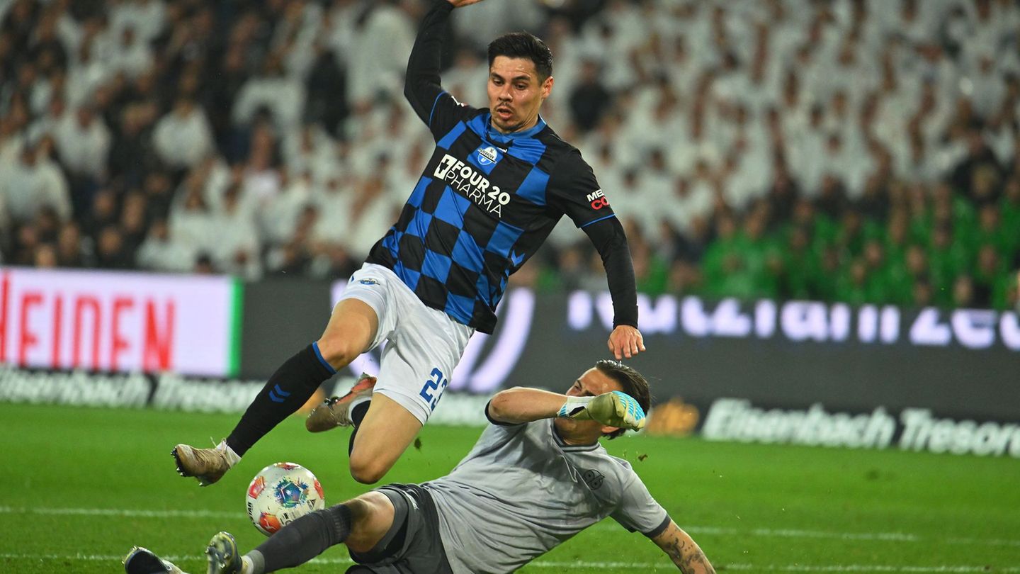 Raphael Obermair (hier im Zweikampf mit Hannovers Torwart Nahuel Noll am vergangenen Sonntag) fehlt dem Aufstiegsaspiranten Pade
